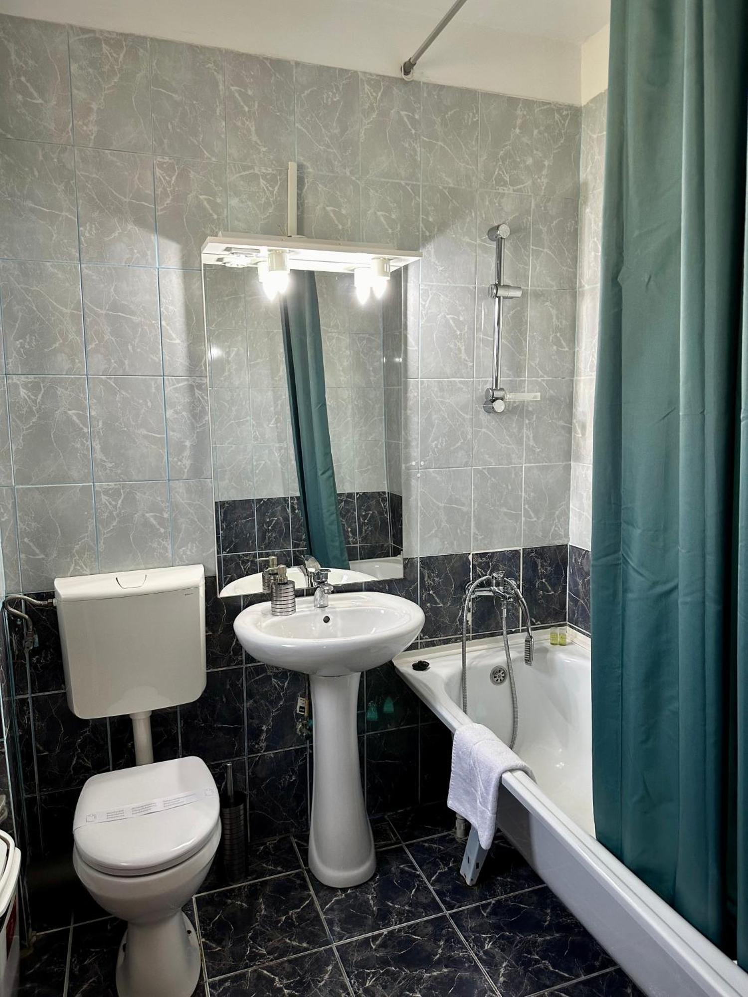 Panoramic Cetatuie Hotel Cluj-Napoca Luaran gambar